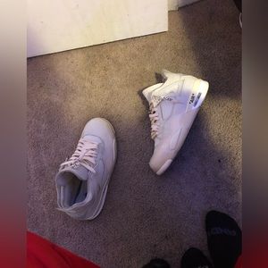 Off white retro 4s